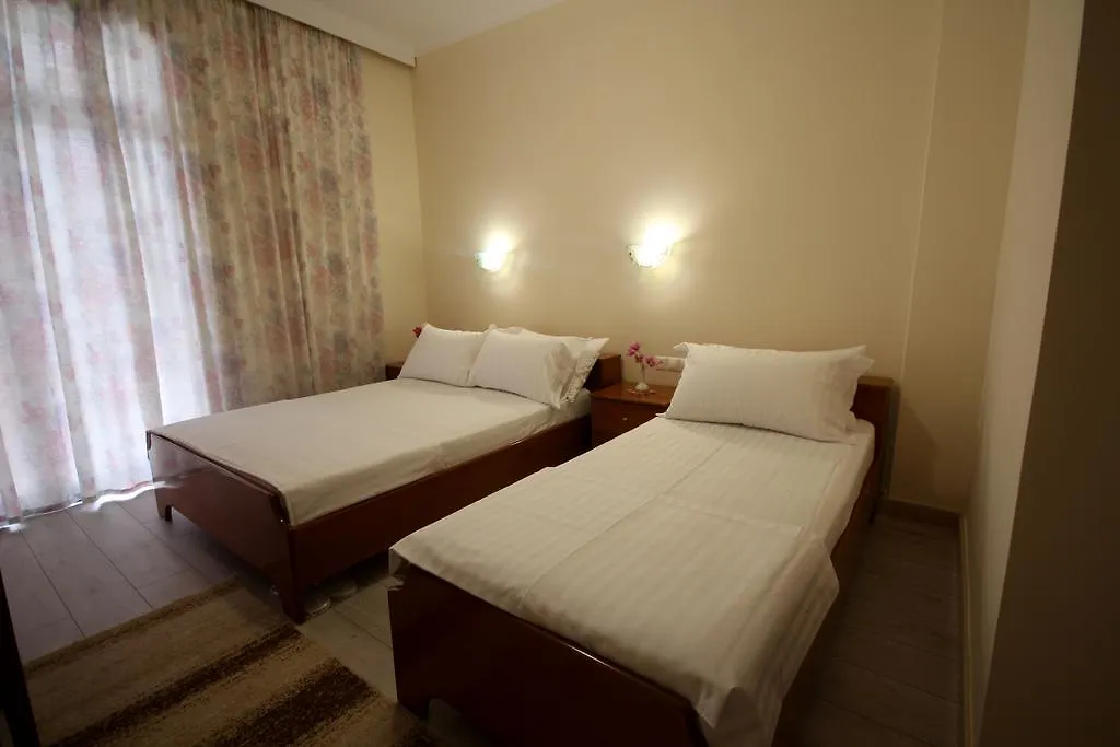 Hotel Ari Sarandë